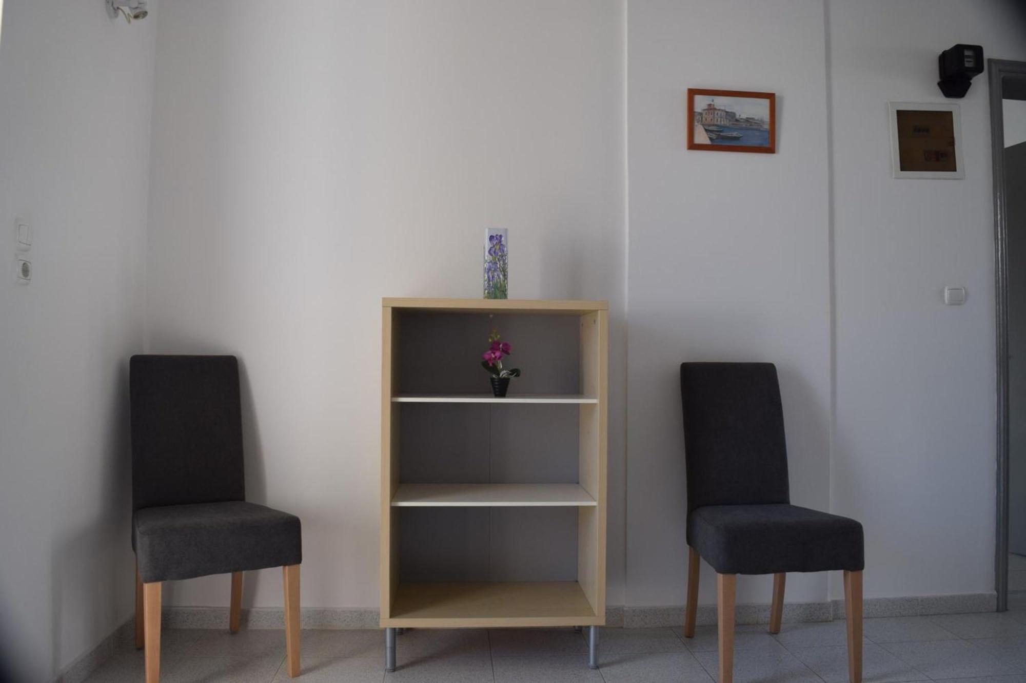 Lefteris Apartments In イアリソス エクステリア 写真