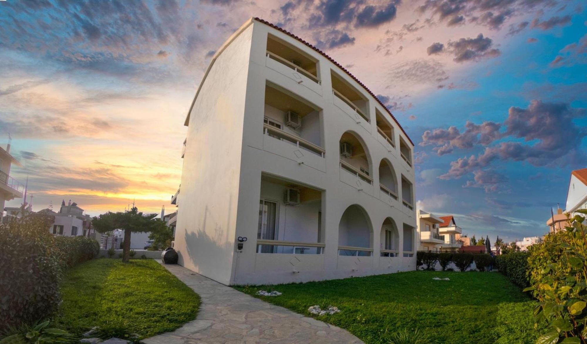 Lefteris Apartments In イアリソス エクステリア 写真